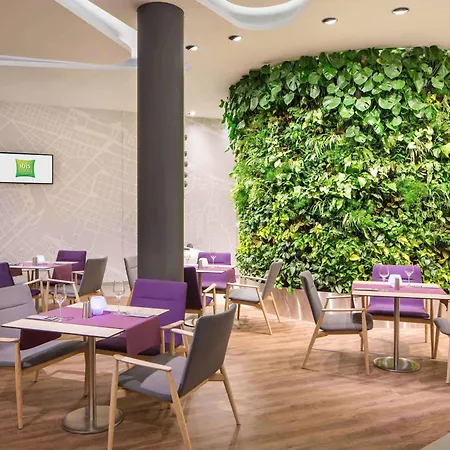 Ibis Styles Budapest Airport-3