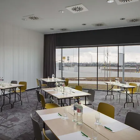 Ibis Styles Budapest Airport-2